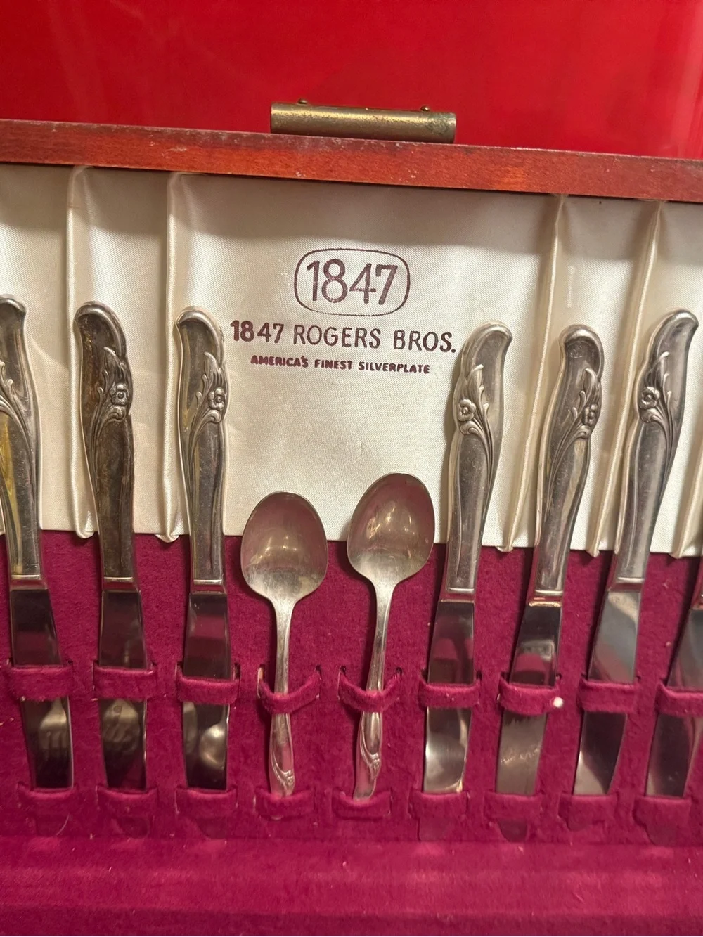 vintage flatware set from 1847 Rogers Bros 42 pieces
